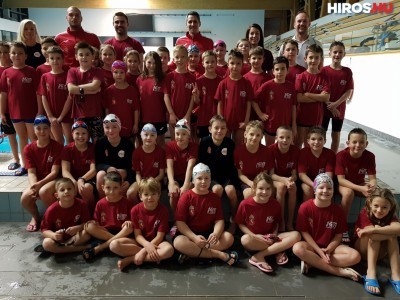 Összefogás segíti a sportiskola fiatal úszóit