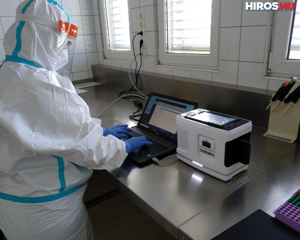 Koronavírus tesztelésre alkalmas PCR gép megvásárlását támogatta a Mercedes