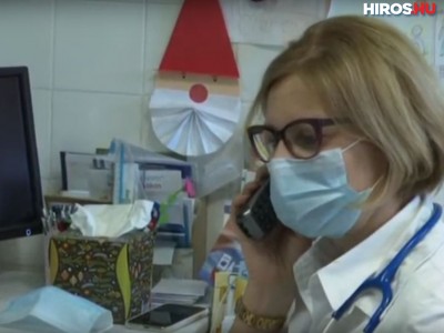 Folyamatosan cseng a gyermekorvosok telefonja - Videóval