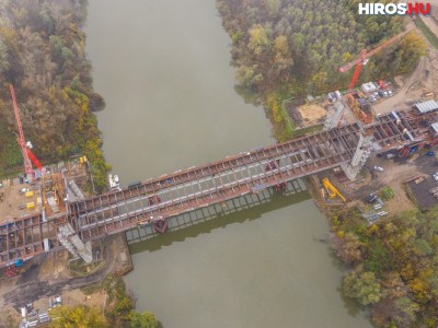 Tiszaugi híd: Összeért a két oldal