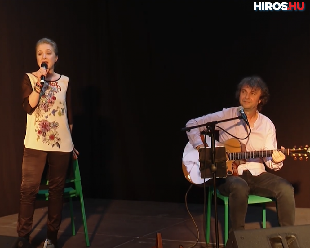 Múzsa - Für Anikó és Hrutka Róbert adott teltházas koncertet Kecskeméten
