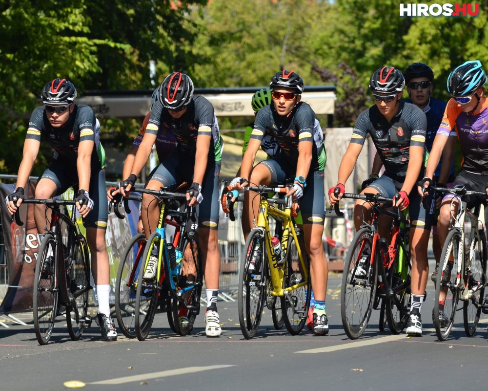 Új év, új lendület, új tervek – MKB Cycling Team néven folytatja a Kecskeméti Első Sor