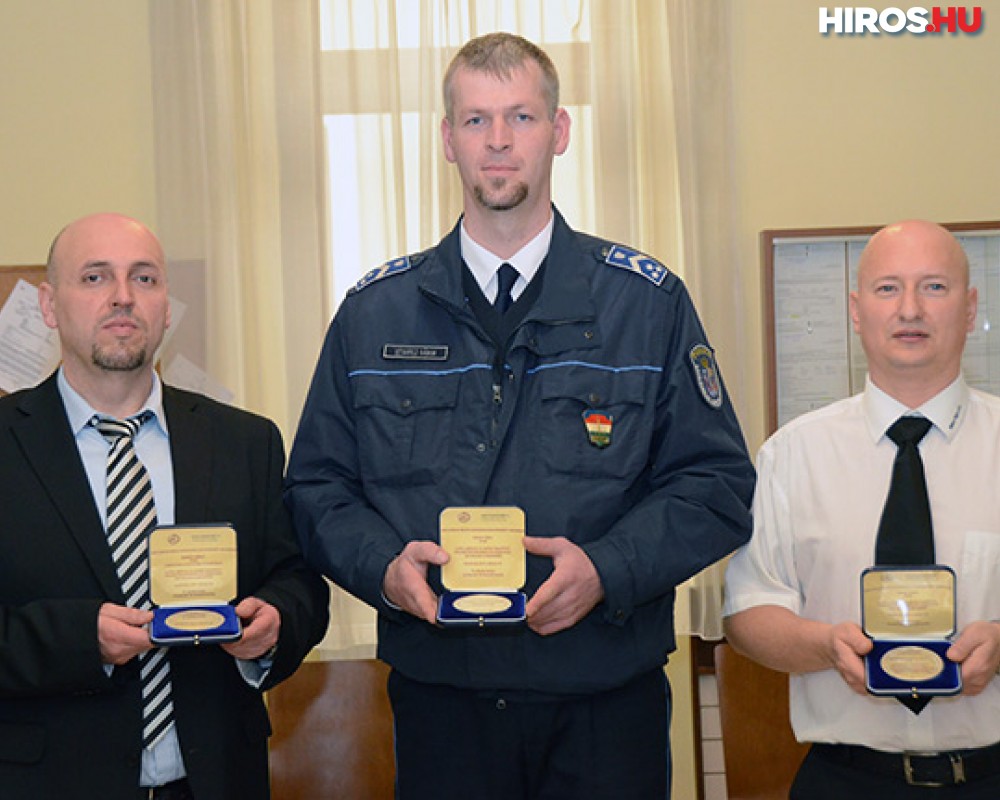 Lövöldözés a bíróságon: kitüntették a hősöket