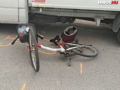 Kerékpárúton gázolta el a bringást a kisteherautó