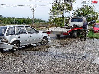 Három autó ütközött Szentkirálynál