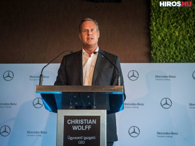 A Mercedes-Benz a magyar autóipar jövőjébe fektet be