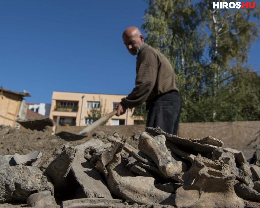 Kecskemét török-kori gazdagságát igazoló tárgyakat találtak egy belvárosi ásatáson