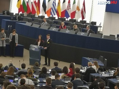 Kecskeméti diák az Európai Parlamentben