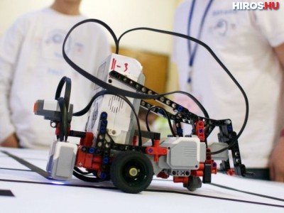 Robotprogramozó verseny - ezúttal a virtuális térben