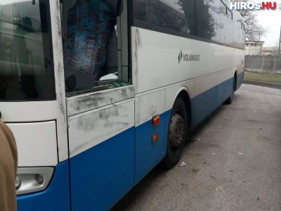 Négy buszt tört fel a tébolyult férfi Kecskeméten