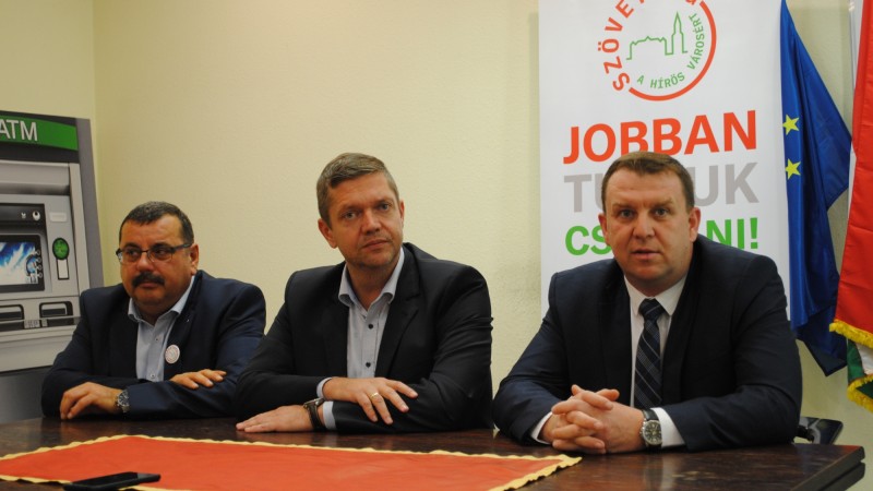 Az MSZP elnökével tartott sajtótájékoztatót Lejer Zoltán