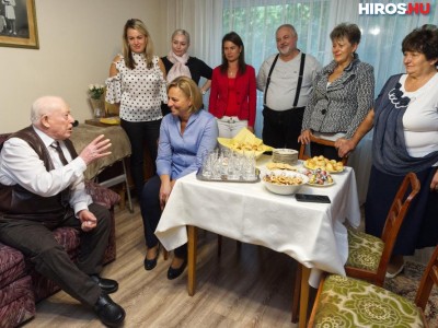 A százéves Horváth Jánost köszöntötte a polgármester