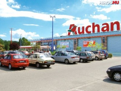 Miért riasztották a katasztrófavédelmet az Auchanból?