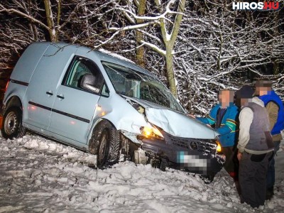 Súlyos baleset történt a Harkakötöny közelében