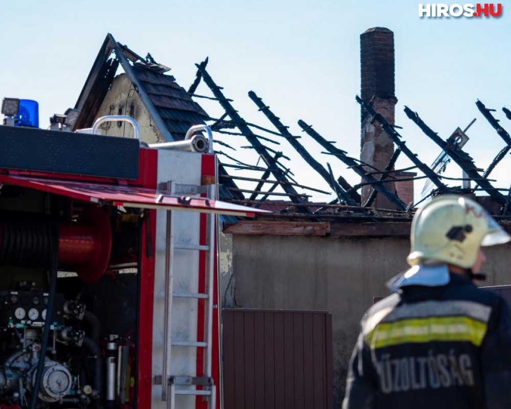 Leégett a ház: Mindene odaveszett a 75 éves asszonynak