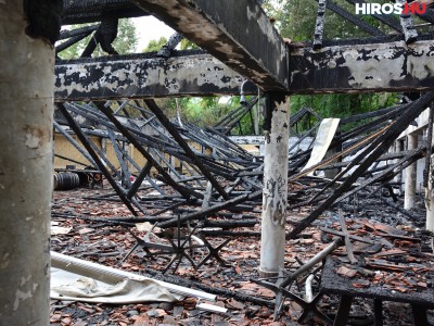 Leégett az Új Tanyacsárda Kemencés háza, 500 milliós a kár - Videóval