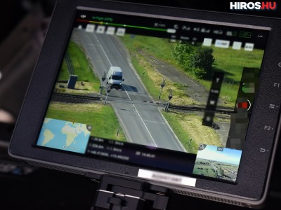 Drónnal pásztázták a vasúti átjárót - VIDEÓVAL