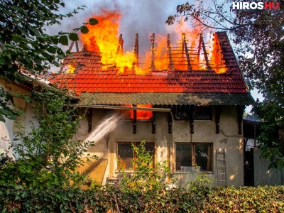 Teljesen leégett egy családi ház Kunfehértón