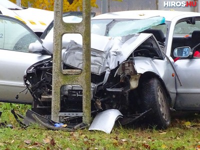 Meghalt a villanyoszlopnak csapódott autó vezetője 