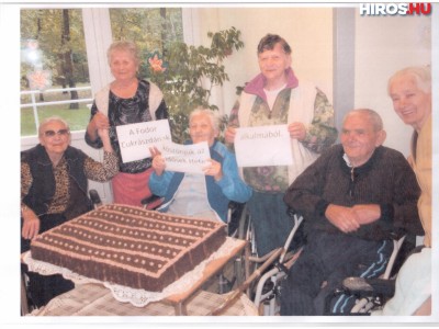 Az idősek levélben köszönték meg a csokitortát a Fodor Cukrászatnak 