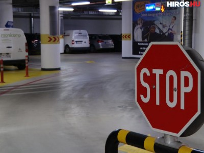 Ingyenes parkolás a mélygarázsokban, parkolóházakban - videóval