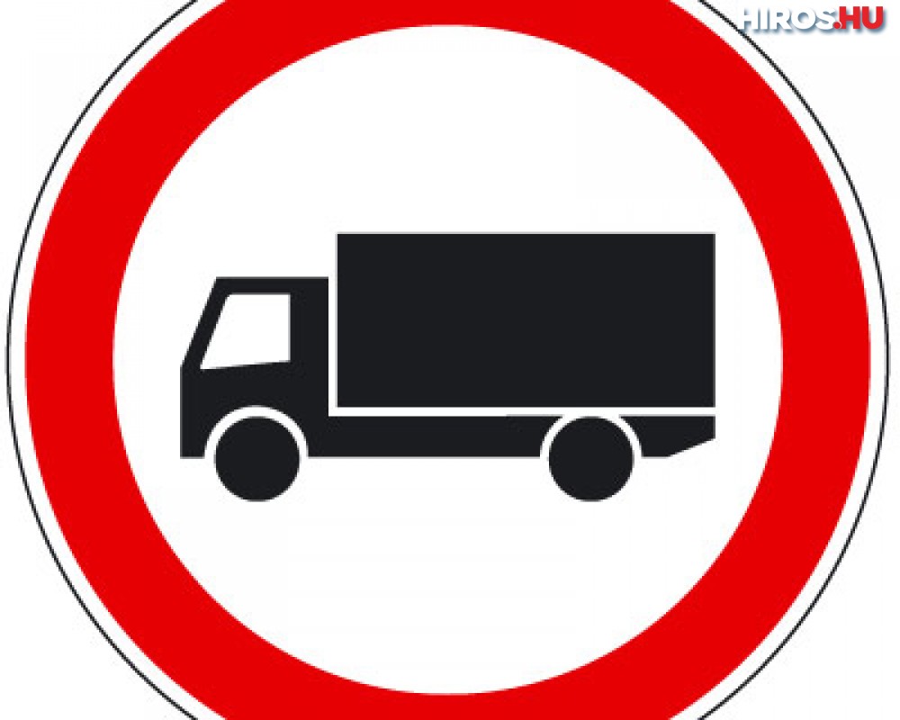 Kitiltják a tehergépkocsikat a Vacsi köz és a Kaffka Margit utcáról