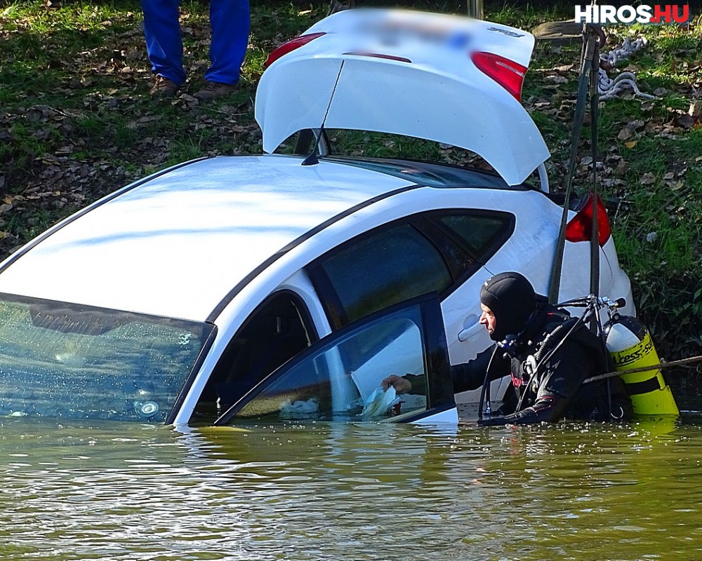 A Kurcába gurult egy autó Szentesen