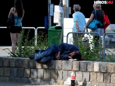 Nagy veszélyben vannak a hajléktalanok a kánikulában (videóval)