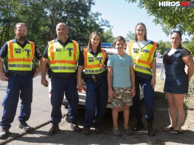 A limonádés kisfiú munkáját közlekedési rendőrök segítették