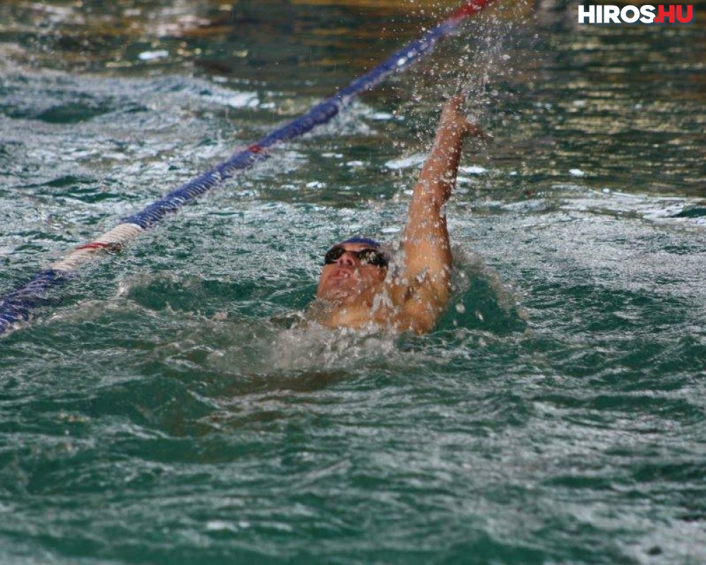 Hajdú László hatodik a FINA Masters vb-n nyíltvízi úszásban