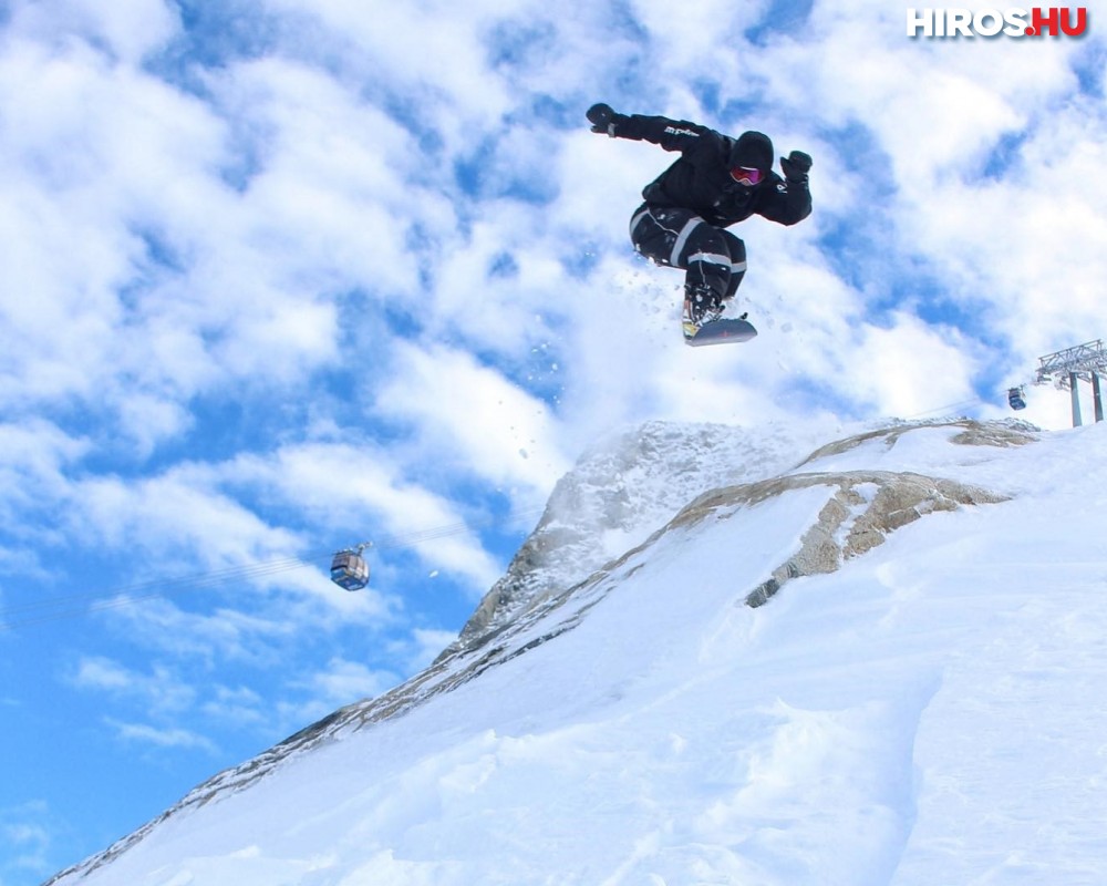 Élete legjobb trükkjével készül a versenyszezonra a kecskeméti snowboardos