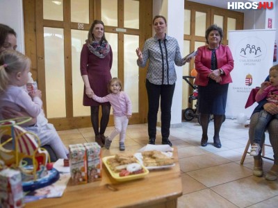 Anyák napján nyílt meg a Babák-mamák hete a Születésünnep részeként