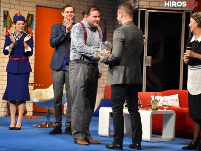 Nagy Viktornak házhoz vitték a legjobb férfi epizódszereplőnek járó Brighella-díjat