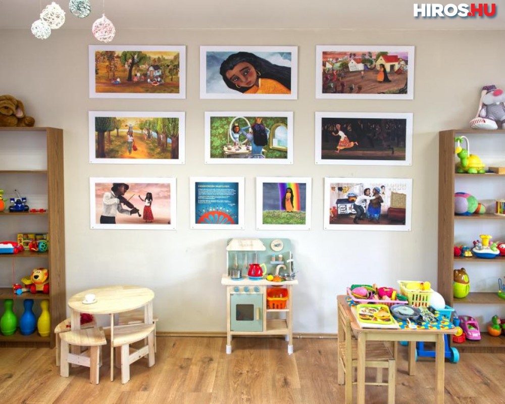 A Cigánymesék képei díszítik a Biztos Kezdet Gyermekház falait - Videóval