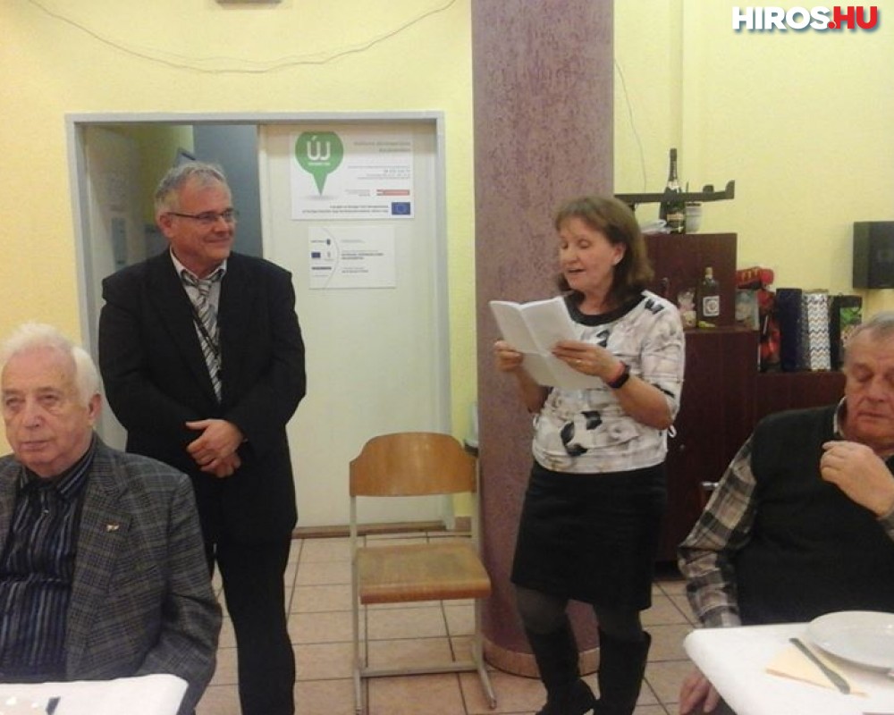Hunyadivárosi adventi vacsora: évértékelő és jótékonysági akció is