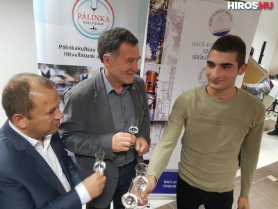 Kárpát-medencei Pálinka- és Párlatverseny: Kiskőrösre kerültek a díjak