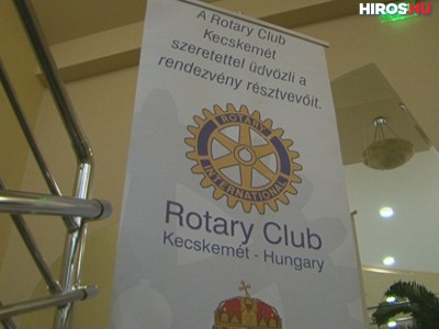 Tehetséges diákoknak segít a Rotary Club