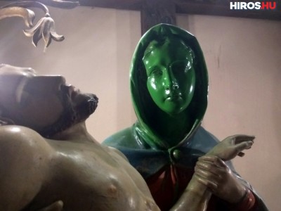 Vádemelés a zöldre festett Mária-szobor ügyében