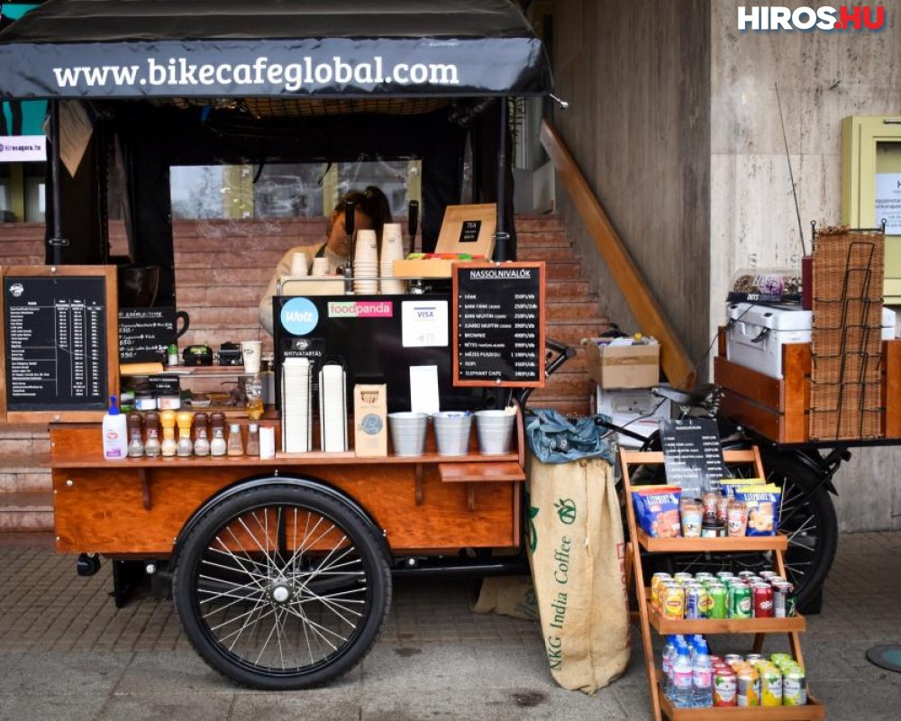 Ingyenes kávékóstolást tart a Bike Café Kecskemét