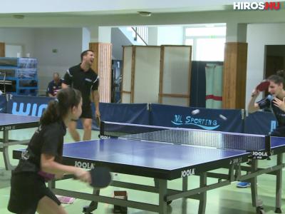 Nyári ping-pong edzőtábor zajlik a Damjanich Iskolában 