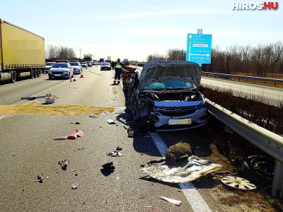 11 jármű ütközött öt balesetben az M5-ösön