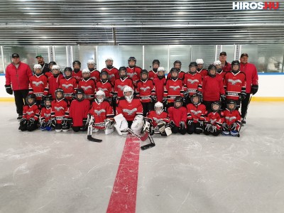 A Sportiskola jégkorongozói Sátoraljaújhelyen edzőtáboroztak