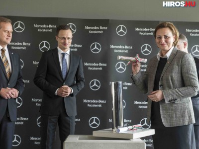 2500 új munkahelyet teremt a Mercedes beruházása