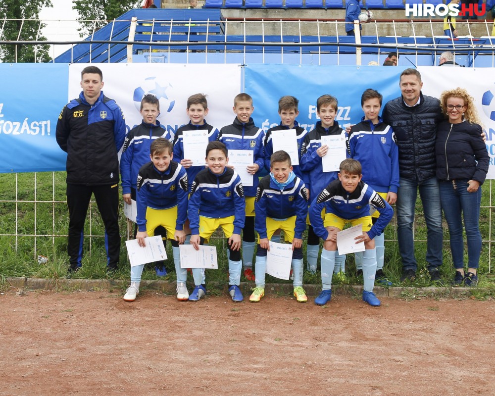 A HÍRÖS ÉP nyerte a Danone focikupa szegedi elődöntőjét