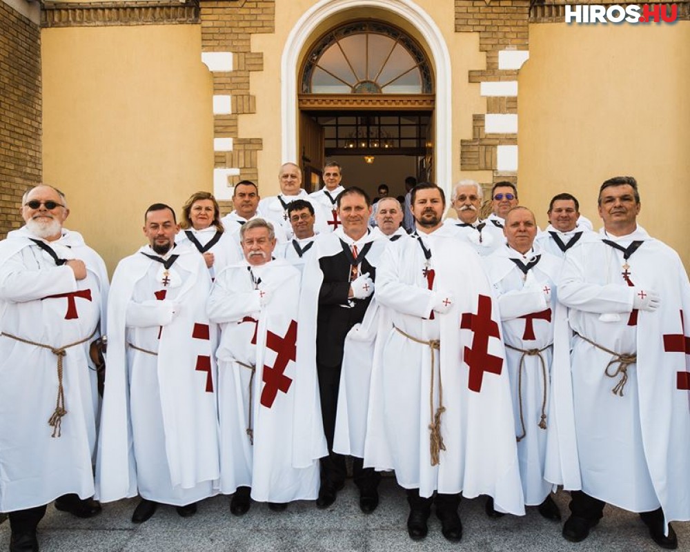 Küldjön be hírt! - Templomos lovagok segítették a megyei gyermekvédelmi központot