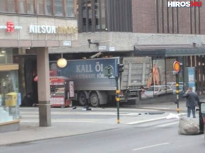 Gyalogosok közé hajtott egy teherautó a svéd fővárosban 