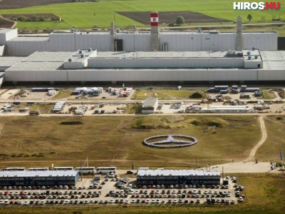 Tüzérségi gránátot találtak a kecskeméti Mercedes-gyárnál