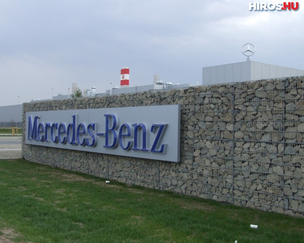 Sztrájkhelyzet a Mercedes-Benz gyárban: tervek szerint zajlik a termelés