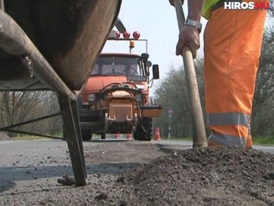 Még a tél beállta előtt kijavítják a kátyúkat